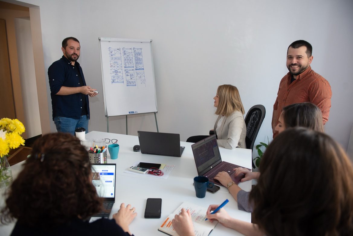 A working session at the flipchart